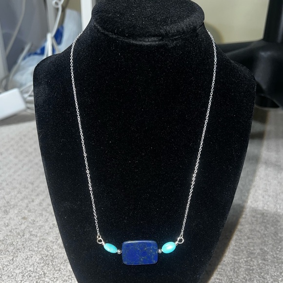 New Boutique Turquoise Stone Blue and Silver Necklace - Picture 4 of 7
